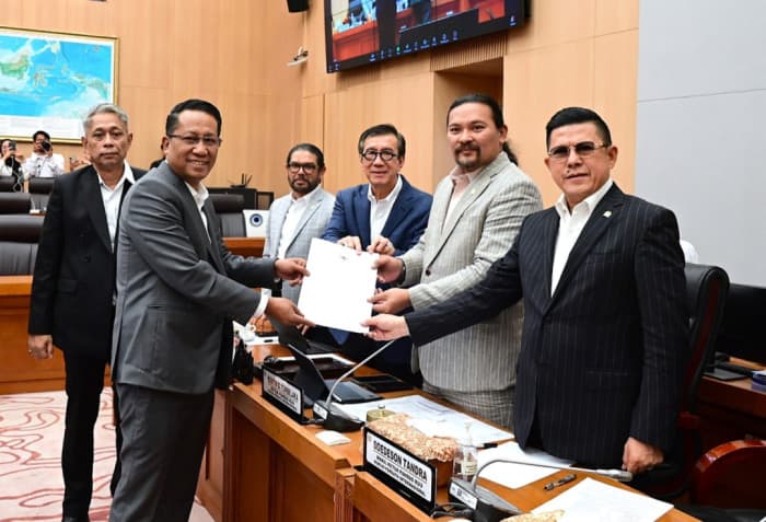 Pansus DPR dan Pemerintah Sepakat RUU HPI Perkuat Kepastian Hukum